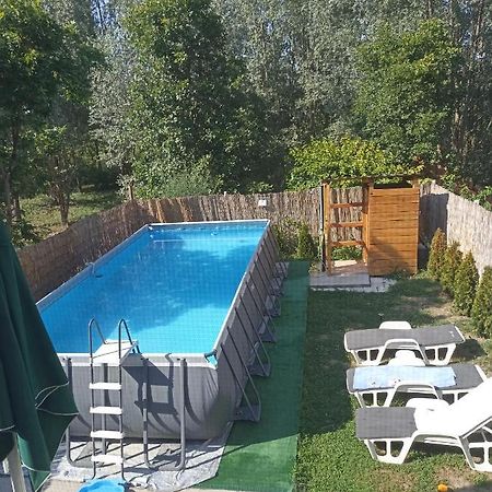Vikendica Apartments Dunav Ms Celarevo Dış mekan fotoğraf