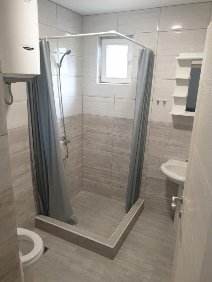 Vikendica Apartments Dunav Ms Celarevo Dış mekan fotoğraf